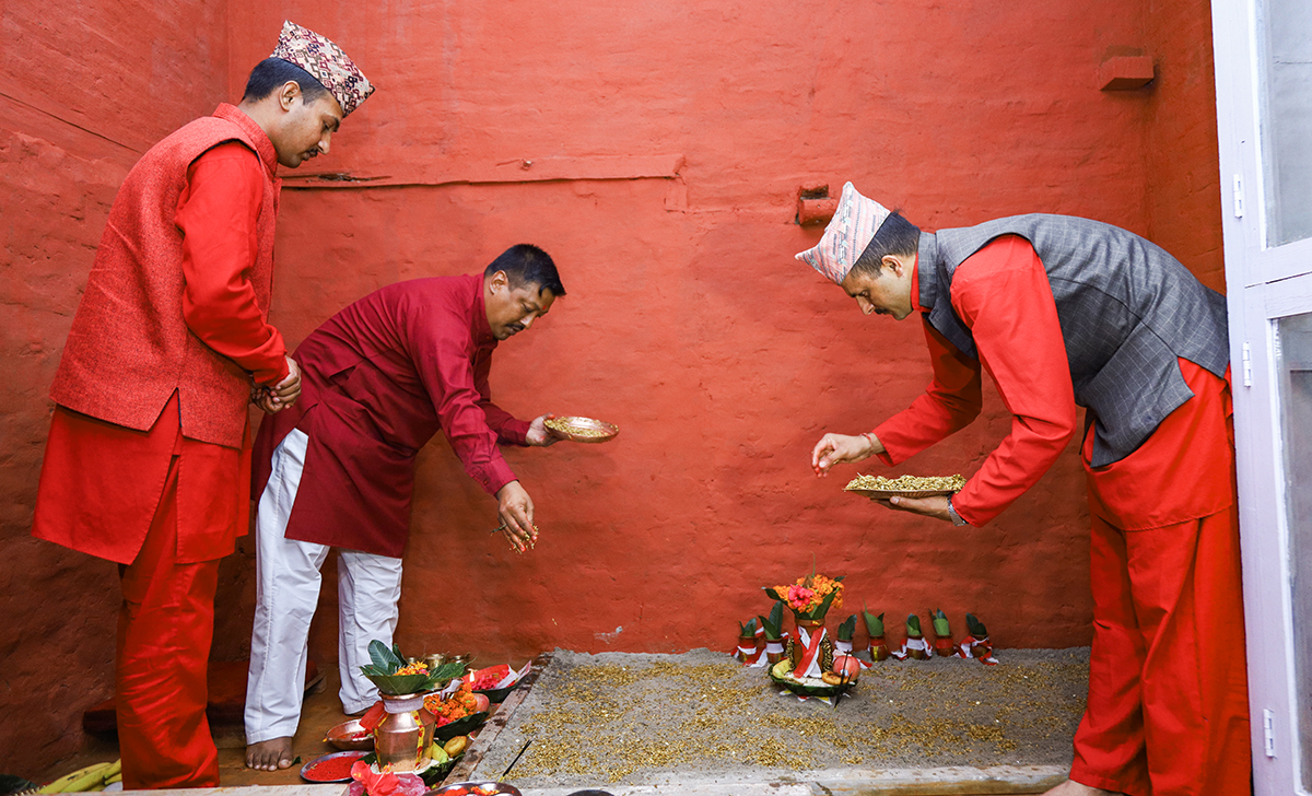 दसैँ घरमा राखियो जमरा