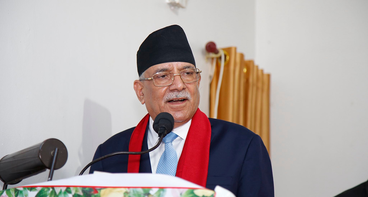 आन्दोलनकारीबाट माओवादी अध्यक्ष प्रचण्ड निवासमा तोडफोड
